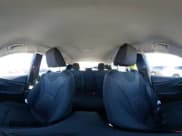 ✅ 2018 Toyota Prius Three Touring • VIN: JTDKARFU4J3546479 • Lot: 43773603. Wystawiony na IAAI z przebiegiem 49 146 mil. Bezpłatny archiwum sprzedaży aukcyjnych z USA i szczegółowy raport historii pojazdu na DreamBid. Zdjęcie 19.