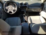 ✅ 2007 Jeep Liberty Sport • VIN: 1J4GL48K97W522789 • Лот: 90847995. Опубликован ранее на Copart с пробегом 100 648 миль. Бесплатный доступ к архиву аукционных продаж из США и подробный отчёт об истории автомобиля на DreamBid. Изображение 8.