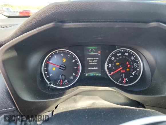 ✅ 2022 Toyota RAV4 LE • VIN: 2T3H1RFV3NC186838 • Лот: 90569695. Опубликован ранее на Copart с пробегом 41 092 миль. Бесплатный доступ к архиву аукционных продаж из США и подробный отчёт об истории автомобиля на DreamBid. Изображение 9.