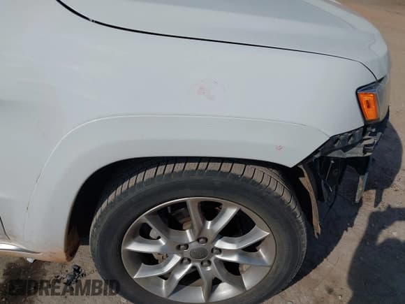 ✅ 2015 Jeep Grand Cherokee Summit • VIN: 1C4RJEJG5FC105296 • Lot: 43231201. Listed on IAAI with 124,311 mi. Free auction sales archive from the USA and detailed vehicle history report at DreamBid. Image 20.