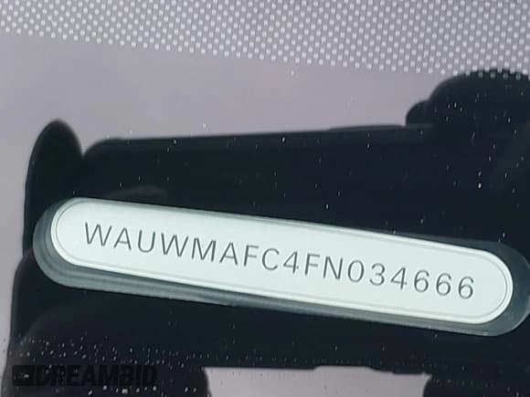 ✅ 2015 Audi A7 Premium Plus • VIN: WAUWMAFC4FN034666 • Lot: 41708296. Wystawiony na IAAI z przebiegiem 101 744 mil. Bezpłatny archiwum sprzedaży aukcyjnych z USA i szczegółowy raport historii pojazdu na DreamBid. Zdjęcie 9.