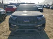 ✅ 2021 Ford Explorer ST • VIN: 1FM5K8GC4MGA46440 • Lot: 94921265. Wystawiony na Copart z przebiegiem 22 685 mil. Bezpłatny archiwum sprzedaży aukcyjnych z USA i szczegółowy raport historii pojazdu na DreamBid. Zdjęcie 5.