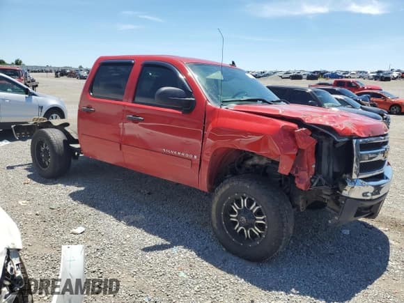 ✅ 2007 Chevrolet Silverado 1500 Work Truck • VIN: 2GCEK133271711368 • Lot: 61321184. Listed on Copart with 232,231 mi. Free auction sales archive from the USA and detailed vehicle history report at DreamBid. Image 4.