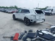 ✅ 2024 BMW XM • VIN: 5YM23CS0XR9U57042 • Lot: 42438088. Wystawiony na IAAI z przebiegiem 2 888 mil. Bezpłatny archiwum sprzedaży aukcyjnych z USA i szczegółowy raport historii pojazdu na DreamBid. Zdjęcie 3.