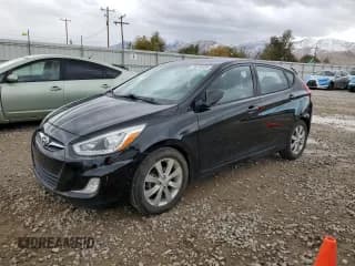 ✅ 2014 Hyundai Accent SE • VIN: KMHCU5AE0EU158438 • Лот: 79016584. Опубликован ранее на Copart с пробегом 104 774 миль. Бесплатный доступ к архиву аукционных продаж из США и подробный отчёт об истории автомобиля на DreamBid. Изображение 1.