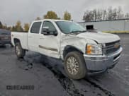 ✅ 2013 Chevrolet Silverado 2500HD LTZ • VIN: 1GC1KYE8XDF202603 • Лот: 93724645. Опубликован ранее на Copart с пробегом 101 927 миль. Бесплатный доступ к архиву аукционных продаж из США и подробный отчёт об истории автомобиля на DreamBid. Изображение 4.