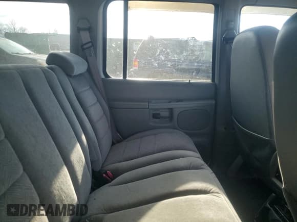 ✅ 1999 Ford Explorer XL • VIN: 1FMZU32X9XUC34675 • Лот: 45365025. Опубликован ранее на Copart с пробегом 160 424 миль. Бесплатный доступ к архиву аукционных продаж из США и подробный отчёт об истории автомобиля на DreamBid. Изображение 10.