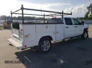 ✅ 2017 Chevrolet Silverado 2500HD Work Truck • VIN: 1GC1KUEY2HF141052 • Lot: 63424255. Wystawiony na Copart z przebiegiem 214 680 mil. Bezpłatny archiwum sprzedaży aukcyjnych z USA i szczegółowy raport historii pojazdu na DreamBid. Zdjęcie 3.