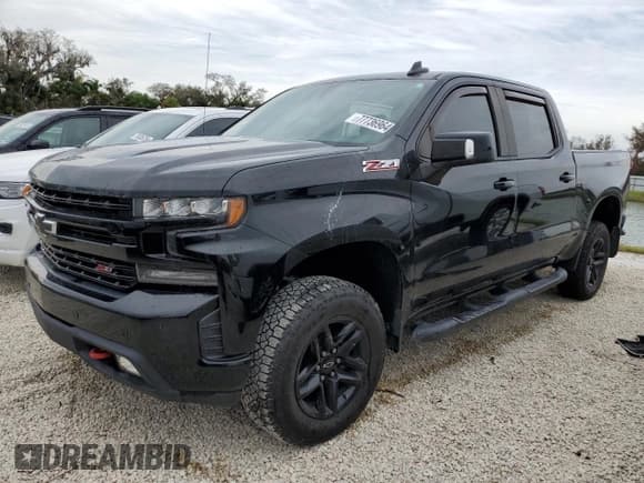 ✅ 2020 Chevrolet Silverado 1500 LT Trail Boss • VIN: 3GCPYFED1LG288925 • Lot: 77736964. Wystawiony na Copart z przebiegiem 69 702 mil. Bezpłatny archiwum sprzedaży aukcyjnych z USA i szczegółowy raport historii pojazdu na DreamBid. Zdjęcie 1.