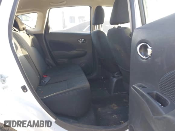 ✅ 2014 Nissan Note SV • VIN: 3N1CE2CP5EL390710 • Lot: 43519314. Wystawiony na IAAI z przebiegiem 99 173 mil. Bezpłatny archiwum sprzedaży aukcyjnych z USA i szczegółowy raport historii pojazdu na DreamBid. Zdjęcie 8.