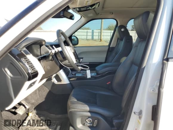 ✅ 2016 Land Rover Range Rover Supercharged • VIN: SALGS2EF3GA245454 • Lot: 93421095. Wystawiony na Copart z przebiegiem 145 610 mil. Bezpłatny archiwum sprzedaży aukcyjnych z USA i szczegółowy raport historii pojazdu na DreamBid. Zdjęcie 7.