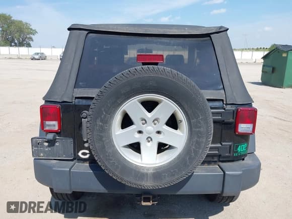 ✅ 2007 Jeep Wrangler X • VIN: 1J4FA24187L160975 • Lot: 42488101. Listed on IAAI with 124,489 mi. Free auction sales archive from the USA and detailed vehicle history report at DreamBid. Image 16.