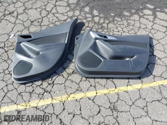 ✅ 2017 Mazda 3 Sport • VIN: JM1BN1U72H1143674 • Lot: 43449287. Wystawiony na IAAI z przebiegiem 95 941 mil. Bezpłatny archiwum sprzedaży aukcyjnych z USA i szczegółowy raport historii pojazdu na DreamBid. Zdjęcie 19.