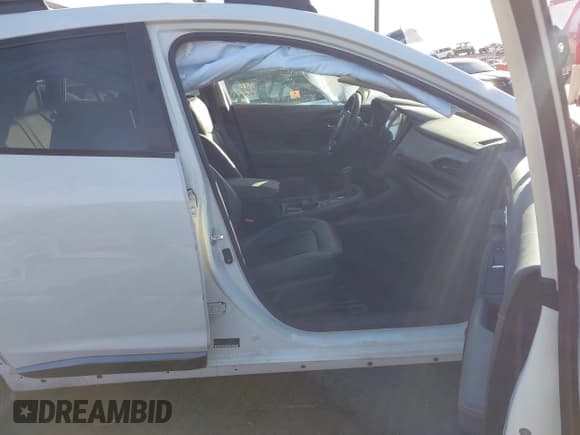 ✅ 2024 Subaru Crosstrek Limited • VIN: 4S4GUHM66R3733483 • Лот: 43586205. Опубликован ранее на IAAI с пробегом 31 379 миль. Бесплатный доступ к архиву аукционных продаж из США и подробный отчёт об истории автомобиля на DreamBid. Изображение 5.