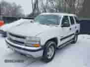 2001 Chevrolet Tahoe LT z VIN 1GNEK13T01J287838, wystawiony jako IAAI lot #41551502 z przebiegiem 145 730 mil mil oraz . Historia ofert i sprzedaży dostępna na DreamBid. Obrazek 2.