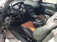 ✅ 2012 Audi R8 V10 • VIN: WUAENAFG0CN000740 • Lot: 47002395. Wystawiony na Copart z przebiegiem 60 873 mil. Bezpłatny archiwum sprzedaży aukcyjnych z USA i szczegółowy raport historii pojazdu na DreamBid. Zdjęcie 8.