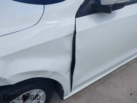 ✅ 2013 Volkswagen Passat S • VIN: 1VWAH7A30DC055919 • Lot: 42996853. Listed on IAAI with 156,118 mi. Free auction sales archive from the USA and detailed vehicle history report at DreamBid. Image 18.