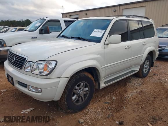 ✅ 2000 Lexus LX 470 • VIN: JT6HT00W9Y0103225 • Lot: 41148826. Wystawiony na IAAI z przebiegiem 270 351 mil. Bezpłatny archiwum sprzedaży aukcyjnych z USA i szczegółowy raport historii pojazdu na DreamBid. Zdjęcie 2.
