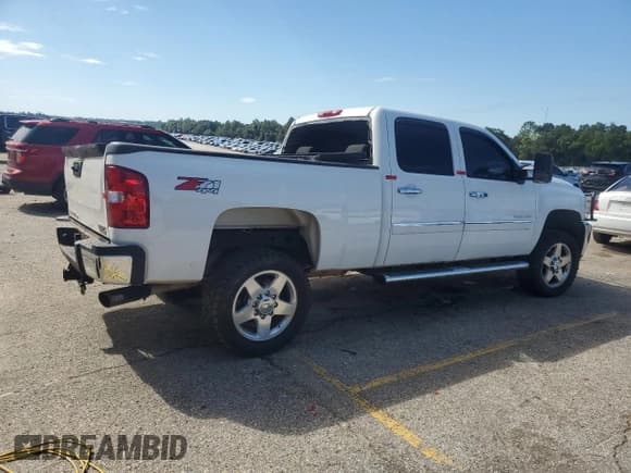 ✅ 2014 Chevrolet Silverado 2500HD LT • VIN: 1GC1KXCG6EF152031 • Лот: 85780315. Опубликован ранее на Copart с пробегом 182 794 миль. Бесплатный доступ к архиву аукционных продаж из США и подробный отчёт об истории автомобиля на DreamBid. Изображение 3.