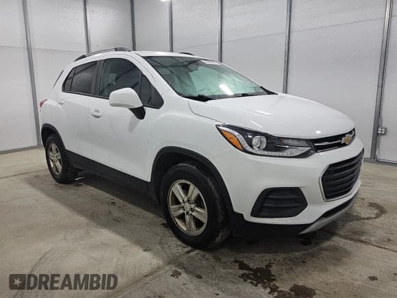 ✅ 2022 Chevrolet Trax LT • VIN: KL7CJPSM4NB520133 • Лот: 85488445. Опубликован ранее на Copart с пробегом 69 710 миль. Бесплатный доступ к архиву аукционных продаж из США и подробный отчёт об истории автомобиля на DreamBid. Изображение 4.
