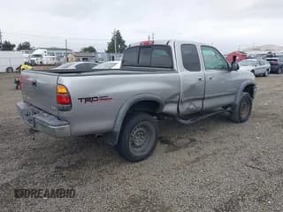 ✅ 2002 Toyota Tundra SR5 • VIN: 5TBRT34132S235262 • Lot: 43531185. Listed on IAAI with 276,622 mi. Free auction sales archive from the USA and detailed vehicle history report at DreamBid. Image 4.