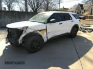 ✅ 2020 Ford Police Interceptor Utility • VIN: 1FM5K8AB0LGD09716 • Lot: 41772403. Wystawiony na IAAI z przebiegiem 106 253 mil. Bezpłatny archiwum sprzedaży aukcyjnych z USA i szczegółowy raport historii pojazdu na DreamBid. Zdjęcie 21.