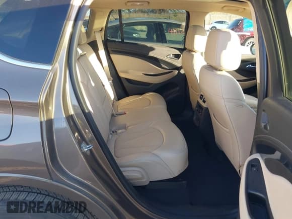 ✅ 2018 Buick Envision Essence • VIN: LRBFX2SA2JD025577 • Lot: 43461226. Wystawiony na IAAI z przebiegiem 151 802 mil. Bezpłatny archiwum sprzedaży aukcyjnych z USA i szczegółowy raport historii pojazdu na DreamBid. Zdjęcie 8.