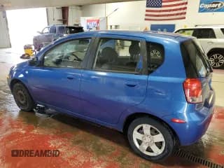 ✅ 2006 Chevrolet Aveo LS • VIN: KL1TD66666B555667 • Lot: 56268585. Wystawiony na Copart z przebiegiem 42 939 mil. Bezpłatny archiwum sprzedaży aukcyjnych z USA i szczegółowy raport historii pojazdu na DreamBid. Zdjęcie 2.