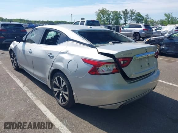 ✅ 2017 Nissan Maxima S • VIN: 1N4AA6AP7HC432410 • Lot: 42241479. Listed on IAAI with 138,157 mi. Free auction sales archive from the USA and detailed vehicle history report at DreamBid. Image 3.