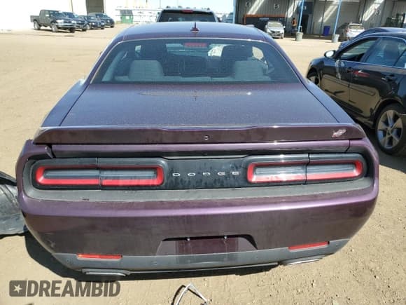 ✅ 2022 Dodge Challenger GT • VIN: 2C3CDZKG3NH156668 • Lot: 65185703. Wystawiony na Copart z przebiegiem 3 669 mil. Bezpłatny archiwum sprzedaży aukcyjnych z USA i szczegółowy raport historii pojazdu na DreamBid. Zdjęcie 6.
