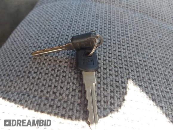 ✅ 1995 Chevrolet S-10 • VIN: 1GCCS1448S8118005 • Lot: 43692759. Listed on IAAI with 119,070 mi. Free auction sales archive from the USA and detailed vehicle history report at DreamBid. Image 11.