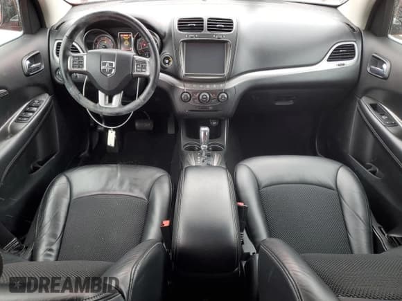 ✅ 2017 Dodge Journey Crossroad Plus • VIN: 3C4PDDGG8HT566922 • Lot: 85552955. Listed on Copart with 82,386 mi. Free auction sales archive from the USA and detailed vehicle history report at DreamBid. Image 8.