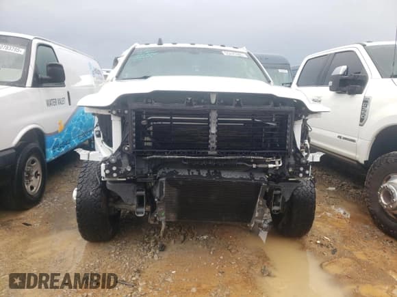 ✅ 2022 Ram 3500 Tradesman • VIN: 3C7WRTCL7NG200239 • Lot: 55245305. Wystawiony na Copart z przebiegiem 43 174 mil. Bezpłatny archiwum sprzedaży aukcyjnych z USA i szczegółowy raport historii pojazdu na DreamBid. Zdjęcie 5.