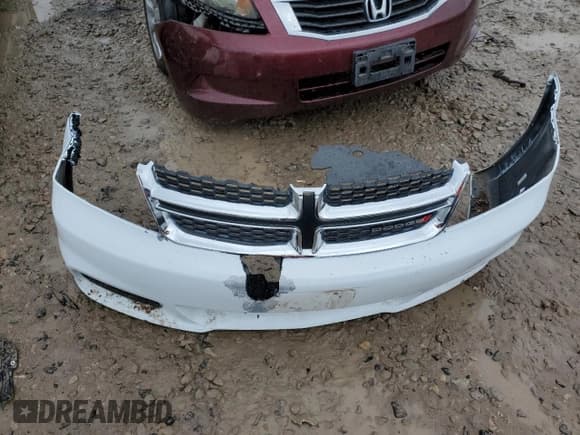 ✅ 2012 Dodge Avenger SE • VIN: 1C3CDZAB8CN235571 • Лот: 67160124. Опубликован ранее на Copart с пробегом 299 584 миль. Бесплатный доступ к архиву аукционных продаж из США и подробный отчёт об истории автомобиля на DreamBid. Изображение 12.