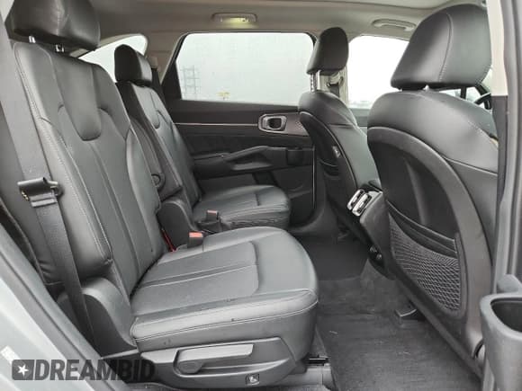 ✅ 2022 Kia Sorento SX • VIN: 5XYRKDLF6NG076185 • Lot: 81732805. Listed on Copart with 80,793 mi. Free auction sales archive from the USA and detailed vehicle history report at DreamBid. Image 11.