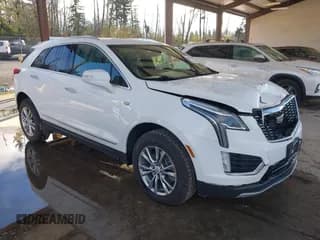 ✅ 2022 Cadillac XT5 AWD Premium Luxury • VIN: 1GYKNDR49NZ133229 • Lot: 43812250. Wystawiony na IAAI z przebiegiem 61 408 mil. Bezpłatny archiwum sprzedaży aukcyjnych z USA i szczegółowy raport historii pojazdu na DreamBid. Zdjęcie 1.