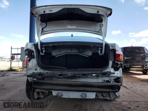 ✅ 2019 Volkswagen Jetta S • VIN: 3VWC57BUXKM031924 • Lot: 53752815. Listed on Copart with 67,590 mi. Free auction sales archive from the USA and detailed vehicle history report at DreamBid. Image 6.