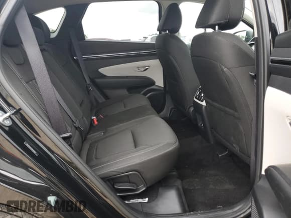 ✅ 2024 Hyundai Tucson SEL • VIN: 5NMJB3DE9RH420567 • Lot: 70760054. Wystawiony na Copart z przebiegiem 1 575 mil. Bezpłatny archiwum sprzedaży aukcyjnych z USA i szczegółowy raport historii pojazdu na DreamBid. Zdjęcie 11.