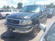✅ 1998 Ford Expedition XLT • VIN: 1FMPU18L3WLB89592 • Lot: 42650606. Wystawiony na IAAI z przebiegiem 328 729 mil. Bezpłatny archiwum sprzedaży aukcyjnych z USA i szczegółowy raport historii pojazdu na DreamBid. Zdjęcie 2.