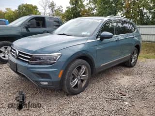 ✅ 2019 Volkswagen Tiguan SEL Premium • VIN: 3VV4B7AX9KM179446 • Лот: 81107775. Опубликован ранее на Copart с пробегом 101 685 миль. Бесплатный доступ к архиву аукционных продаж из США и подробный отчёт об истории автомобиля на DreamBid. Изображение 1.