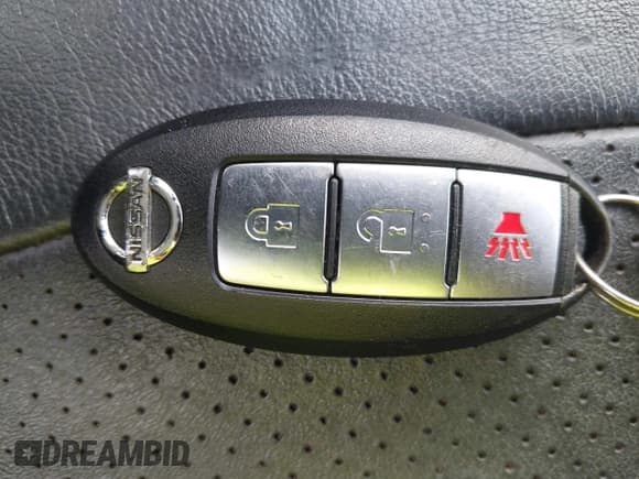 ✅ 2012 Nissan Rogue S • VIN: JN8AS5MV8CW415039 • Lot: 43167747. Wystawiony na IAAI z przebiegiem 131 130 mil. Bezpłatny archiwum sprzedaży aukcyjnych z USA i szczegółowy raport historii pojazdu na DreamBid. Zdjęcie 11.