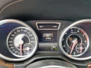 ✅ 2015 Mercedes-Benz GL 63 AMG • VIN: 4JGDF7EE6FA561699 • Лот: 54718745. Опубликован ранее на Copart с пробегом 127 928 миль. Бесплатный доступ к архиву аукционных продаж из США и подробный отчёт об истории автомобиля на DreamBid. Изображение 9.