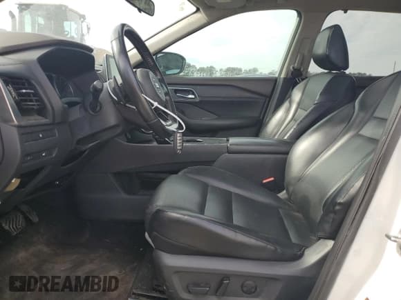 ✅ 2021 Nissan Rogue SV • VIN: 5N1AT3BA0MC754051 • Лот: 92398835. Опубликован ранее на Copart с пробегом 133 259 миль. Бесплатный доступ к архиву аукционных продаж из США и подробный отчёт об истории автомобиля на DreamBid. Изображение 7.