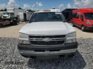 ✅ 2005 Chevrolet Silverado 1500 • VIN: 1GBJC34275E219707 • Лот: 65274005. Опубликован ранее на Copart с пробегом 115 822 миль. Бесплатный доступ к архиву аукционных продаж из США и подробный отчёт об истории автомобиля на DreamBid. Изображение 5.