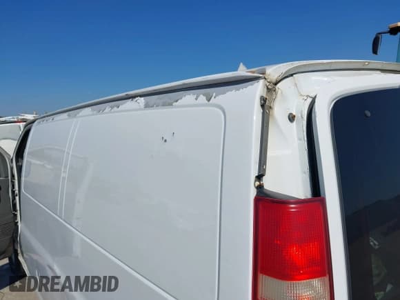 ✅ 2008 Chevrolet Express Cargo • VIN: 1GCGG25C381118736 • Лот: 42826757. Опубликован ранее на IAAI с пробегом 409 549 миль. Бесплатный доступ к архиву аукционных продаж из США и подробный отчёт об истории автомобиля на DreamBid. Изображение 13.