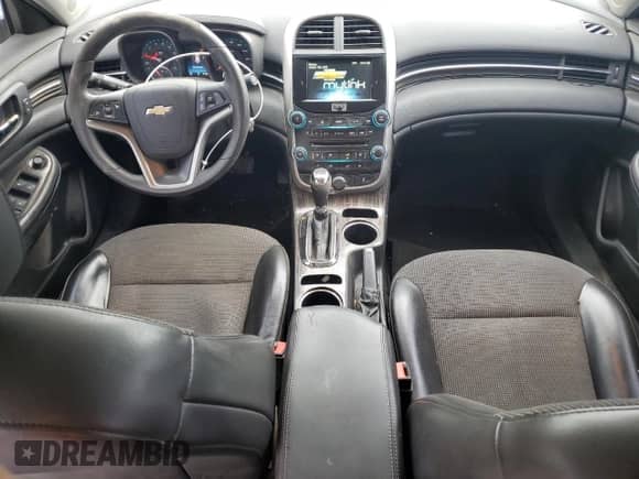 2016 Chevrolet Malibu LT z VIN 1G11C5SA4GF139434, wystawiony jako Copart lot #86230015 z przebiegiem 124 749 mil mil oraz Szkoda całkowita • Salvage title. Historia ofert i sprzedaży dostępna na DreamBid. Obrazek 8.