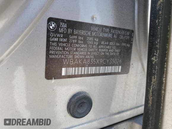 ✅ 2009 BMW 7 Series 750i • VIN: WBAKA835X9CY35026 • Lot: 54975065. Listed on Copart with 106,829 mi. Free auction sales archive from the USA and detailed vehicle history report at DreamBid. Image 12.