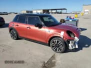 ✅ 2021 MINI Hardtop 4 Door Cooper S • VIN: WMWXU9C08M2N29397 • Lot: 54247915. Wystawiony na Copart z przebiegiem 8 654 mil. Bezpłatny archiwum sprzedaży aukcyjnych z USA i szczegółowy raport historii pojazdu na DreamBid. Zdjęcie 4.
