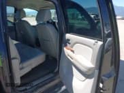 ✅ 2007 Chevrolet Silverado 1500 LTZ • VIN: 3GCEK13M47G550246 • Lot: 42609840. Wystawiony na IAAI z przebiegiem 153 639 mil. Bezpłatny archiwum sprzedaży aukcyjnych z USA i szczegółowy raport historii pojazdu na DreamBid. Zdjęcie 8.