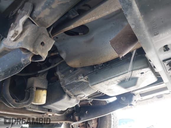 ✅ 2011 Ford Econoline Cargo Commercial • VIN: 1FTNE1EW2BDA03231 • Lot: 42654130. Listed on IAAI with 112,010 mi. Free auction sales archive from the USA and detailed vehicle history report at DreamBid. Image 17.